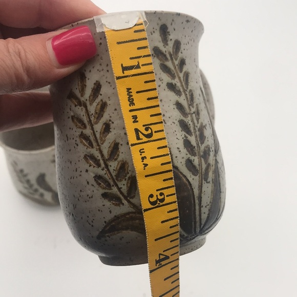 Pair of Studio Stoneware Pottery Mugs Signed by Artist - Picture 6 of 7